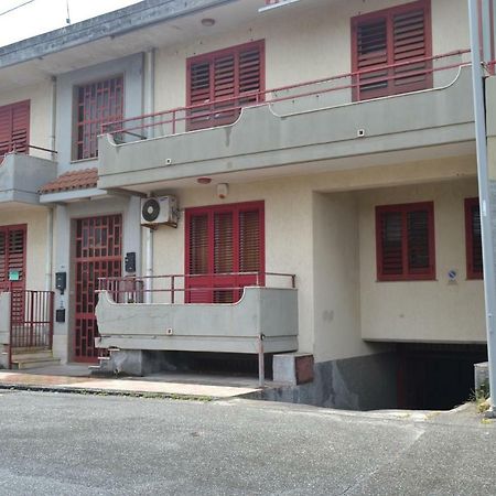 Ferienwohnung Tulipano 7 Mascali Exterior foto
